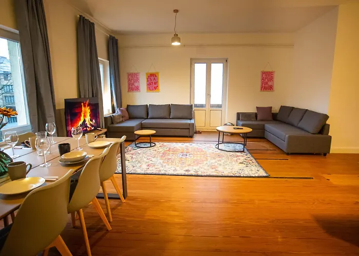 120qm/ Loft/ Tischkicker Lejlighed *